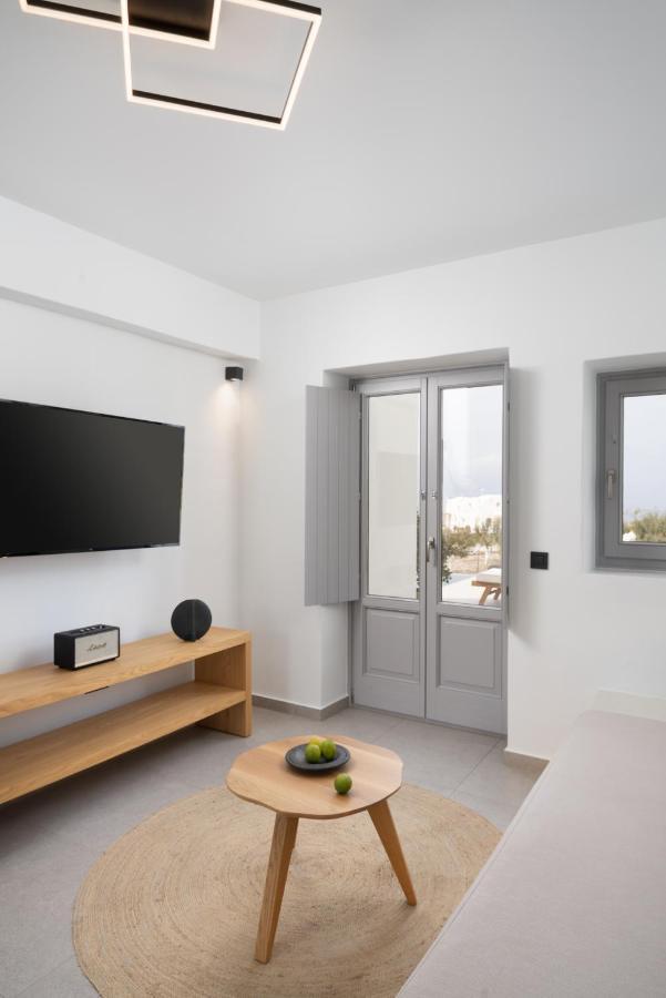 Saint John Oia-Villas With Private Heated Pool Exterior photo